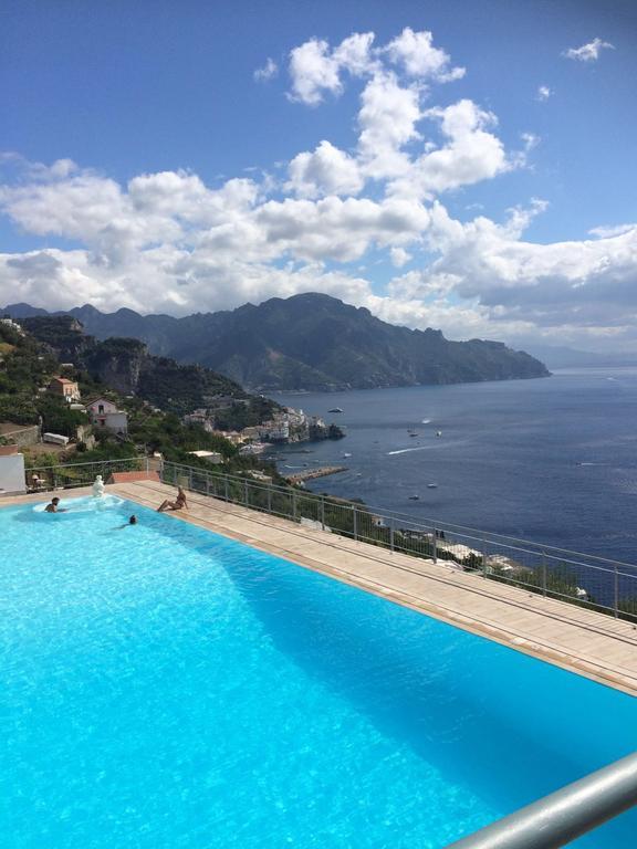La Pizzerella Di Amalfi Exterior foto